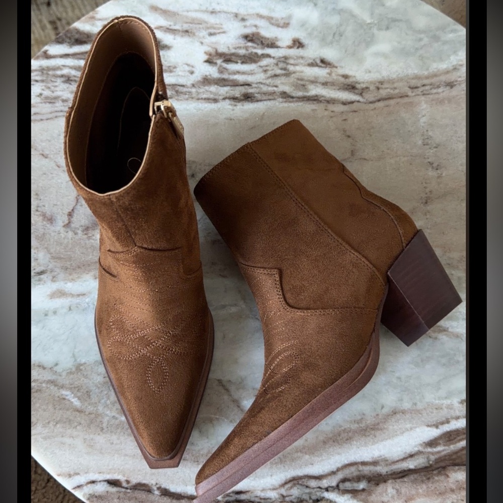 Women’s Western Style Ankle Bootie